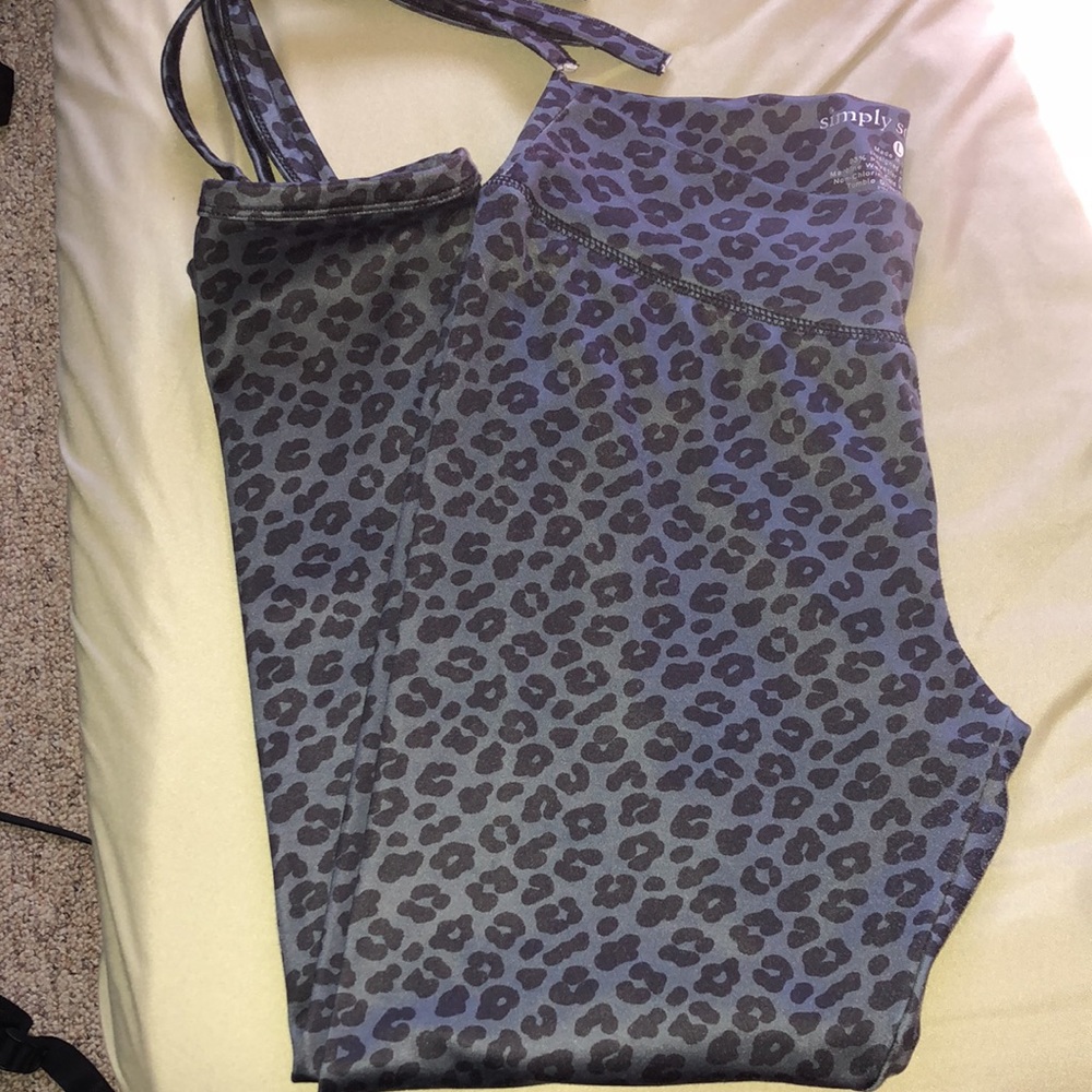 Simply Southern Leggings. Size Large.
